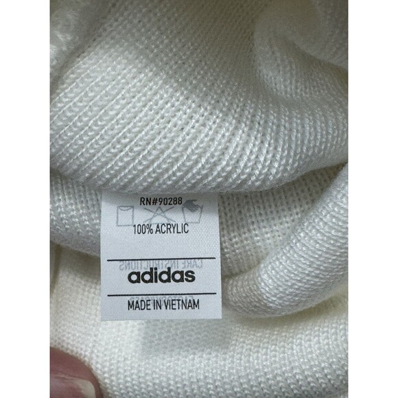 NWT Adidas Women’s 2pk Grove Beanie in White/Onix Grey & Black/Black OSFW - Picture 4 of 5